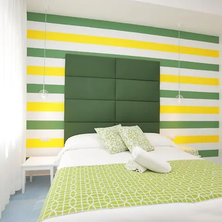 Domus ベッド・アンド・ブレックファスト 4*